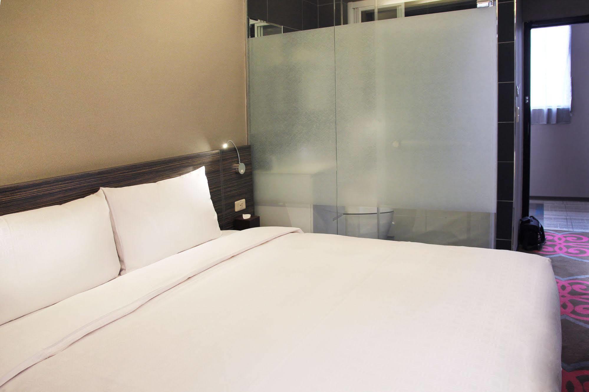 Capital Hotel Songshan Тайбей Екстер'єр фото